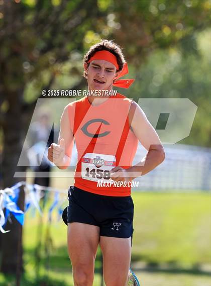 Thumbnail 3 in UIL 2A Boys Cross Country State Final photogallery.