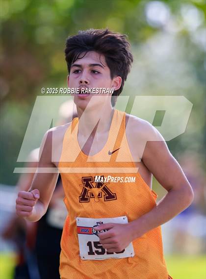 Thumbnail 1 in UIL 2A Boys Cross Country State Final photogallery.