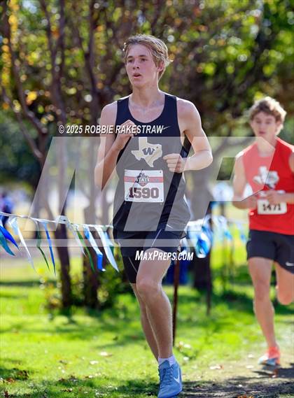 Thumbnail 2 in UIL 2A Boys Cross Country State Final photogallery.