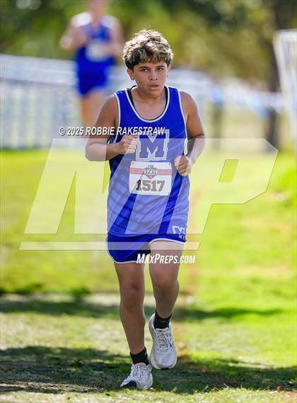 Thumbnail 3 in UIL 2A Boys Cross Country State Final photogallery.
