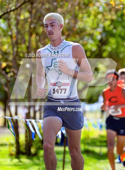 Thumbnail 1 in UIL 2A Boys Cross Country State Final photogallery.