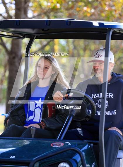 Thumbnail 3 in UIL 2A Boys Cross Country State Final photogallery.