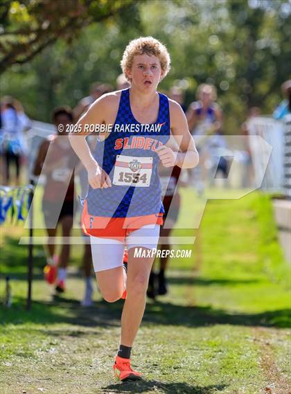 Thumbnail 2 in UIL 2A Boys Cross Country State Final photogallery.