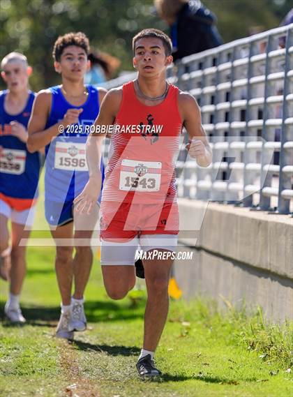 Thumbnail 1 in UIL 2A Boys Cross Country State Final photogallery.