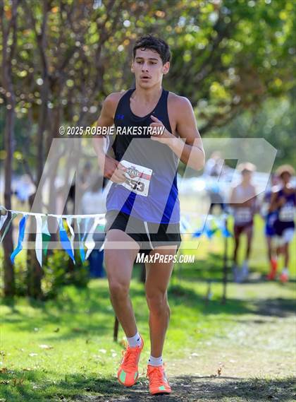 Thumbnail 3 in UIL 2A Boys Cross Country State Final photogallery.
