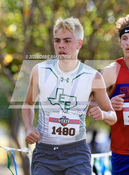 Thumbnail 1 in UIL 2A Boys Cross Country State Final photogallery.