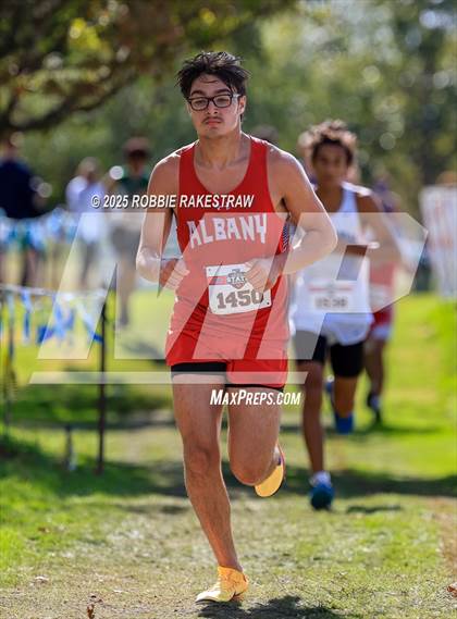 Thumbnail 2 in UIL 2A Boys Cross Country State Final photogallery.