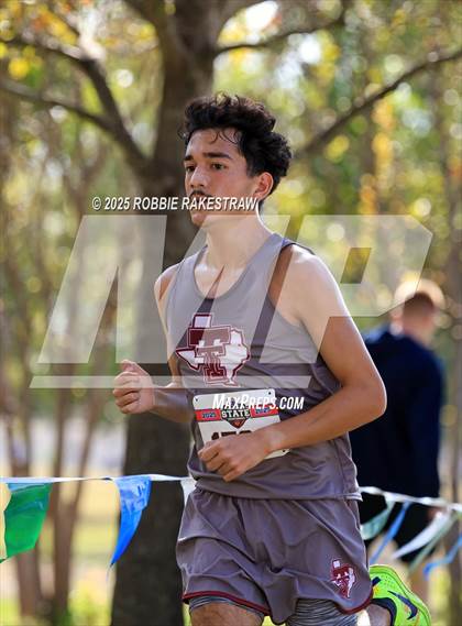 Thumbnail 2 in UIL 2A Boys Cross Country State Final photogallery.