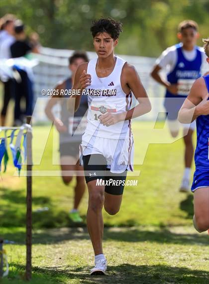 Thumbnail 1 in UIL 2A Boys Cross Country State Final photogallery.