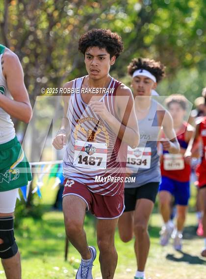 Thumbnail 1 in UIL 2A Boys Cross Country State Final photogallery.