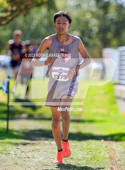 Thumbnail 1 in UIL 2A Boys Cross Country State Final photogallery.