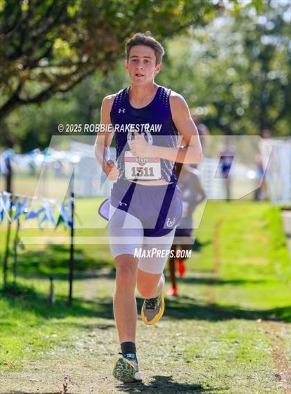 Thumbnail 2 in UIL 2A Boys Cross Country State Final photogallery.