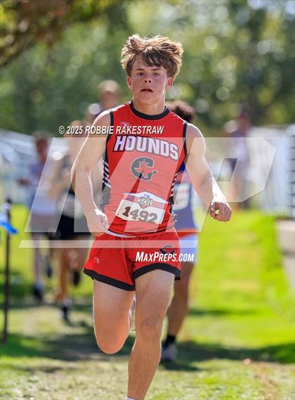 Thumbnail 3 in UIL 2A Boys Cross Country State Final photogallery.