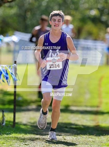 Thumbnail 1 in UIL 2A Boys Cross Country State Final photogallery.