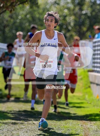 Thumbnail 3 in UIL 2A Boys Cross Country State Final photogallery.