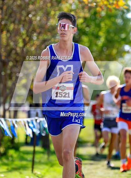 Thumbnail 2 in UIL 2A Boys Cross Country State Final photogallery.