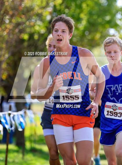 Thumbnail 2 in UIL 2A Boys Cross Country State Final photogallery.