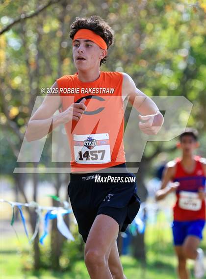 Thumbnail 2 in UIL 2A Boys Cross Country State Final photogallery.