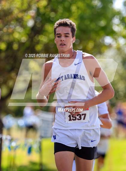 Thumbnail 3 in UIL 2A Boys Cross Country State Final photogallery.