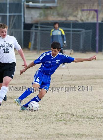 Thumbnail 2 in Sahuarita vs Douglas (Chris Maier Tournament) photogallery.