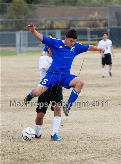 Thumbnail 3 in Sahuarita vs Douglas (Chris Maier Tournament) photogallery.