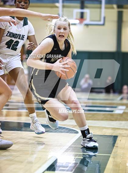 Thumbnail 3 in Zionsville vs Noblesville (IHSAA Sectional Round 1 Playoff) photogallery.