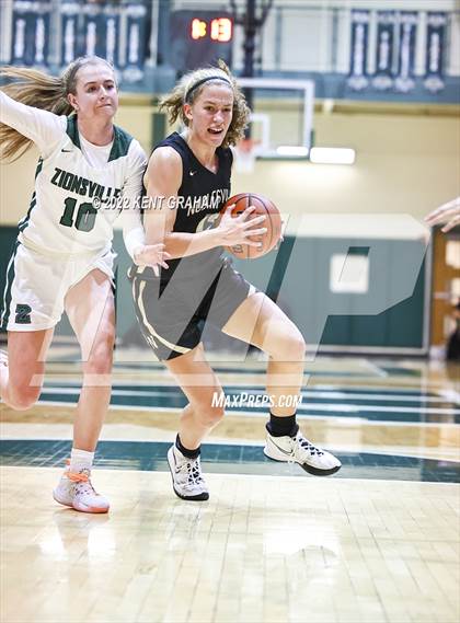 Thumbnail 2 in Zionsville vs Noblesville (IHSAA Sectional Round 1 Playoff) photogallery.