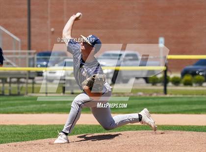 Thumbnail 1 in Decatur Central vs. Terre Haute North Vigo (IHSAA 4A Sectional 12 Semi-Final) photogallery.