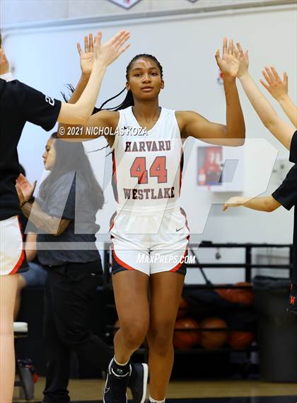 Thumbnail 2 in Lynwood vs. Harvard-Westlake (CIF-SS Open Playoff) photogallery.