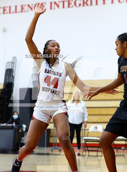 Thumbnail 1 in Lynwood vs. Harvard-Westlake (CIF-SS Open Playoff) photogallery.