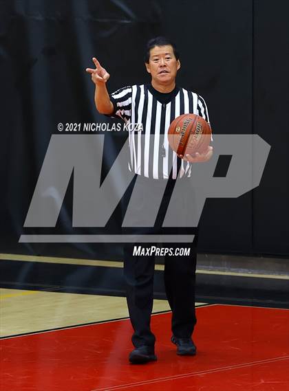 Thumbnail 2 in Lynwood vs. Harvard-Westlake (CIF-SS Open Playoff) photogallery.