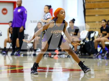 Thumbnail 2 in Lynwood vs. Harvard-Westlake (CIF-SS Open Playoff) photogallery.