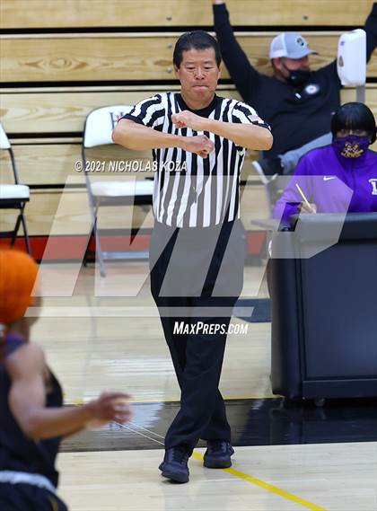Thumbnail 1 in Lynwood vs. Harvard-Westlake (CIF-SS Open Playoff) photogallery.