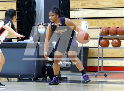 Thumbnail 1 in Lynwood vs. Harvard-Westlake (CIF-SS Open Playoff) photogallery.
