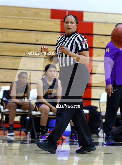 Thumbnail 1 in Lynwood vs. Harvard-Westlake (CIF-SS Open Playoff) photogallery.