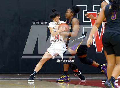 Thumbnail 2 in Lynwood vs. Harvard-Westlake (CIF-SS Open Playoff) photogallery.