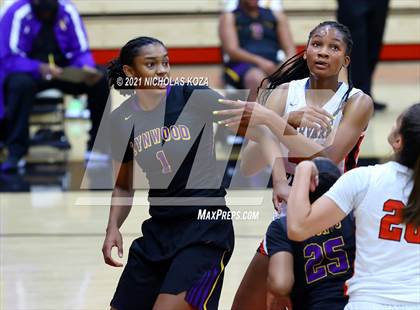 Thumbnail 1 in Lynwood vs. Harvard-Westlake (CIF-SS Open Playoff) photogallery.