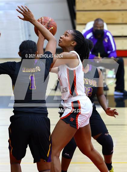 Thumbnail 1 in Lynwood vs. Harvard-Westlake (CIF-SS Open Playoff) photogallery.