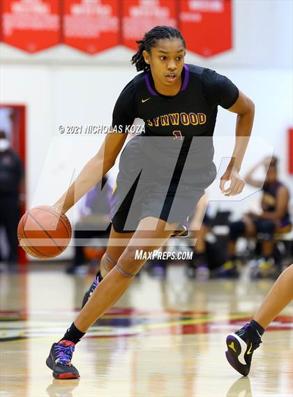 Thumbnail 1 in Lynwood vs. Harvard-Westlake (CIF-SS Open Playoff) photogallery.
