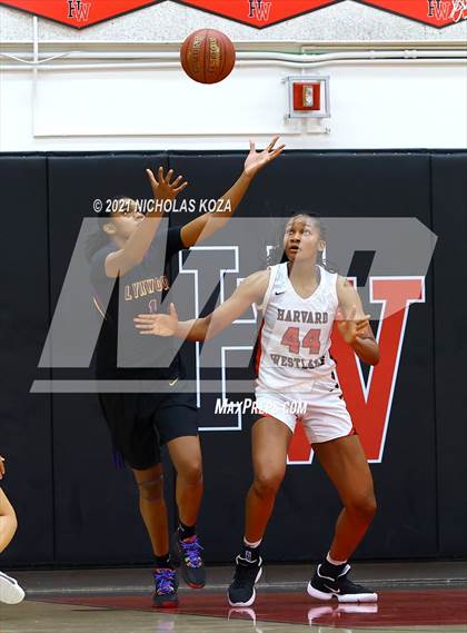 Thumbnail 1 in Lynwood vs. Harvard-Westlake (CIF-SS Open Playoff) photogallery.