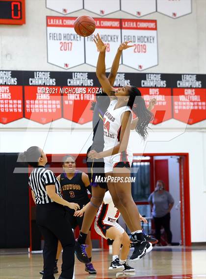 Thumbnail 1 in Lynwood vs. Harvard-Westlake (CIF-SS Open Playoff) photogallery.