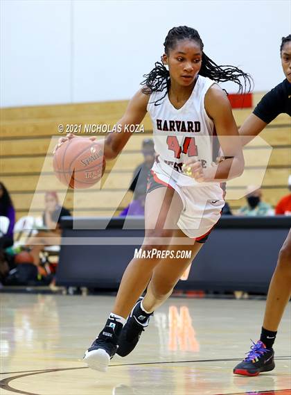 Thumbnail 3 in Lynwood vs. Harvard-Westlake (CIF-SS Open Playoff) photogallery.
