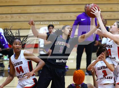 Thumbnail 3 in Lynwood vs. Harvard-Westlake (CIF-SS Open Playoff) photogallery.