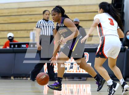 Thumbnail 2 in Lynwood vs. Harvard-Westlake (CIF-SS Open Playoff) photogallery.