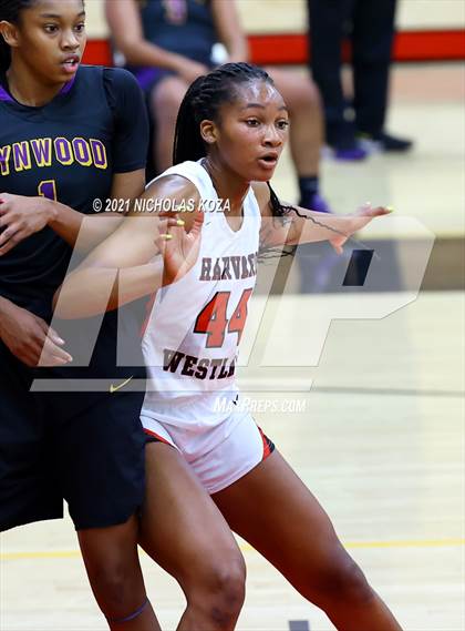 Thumbnail 1 in Lynwood vs. Harvard-Westlake (CIF-SS Open Playoff) photogallery.