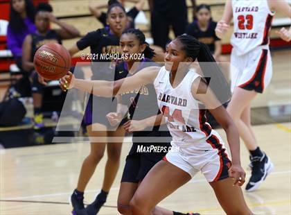 Thumbnail 1 in Lynwood vs. Harvard-Westlake (CIF-SS Open Playoff) photogallery.