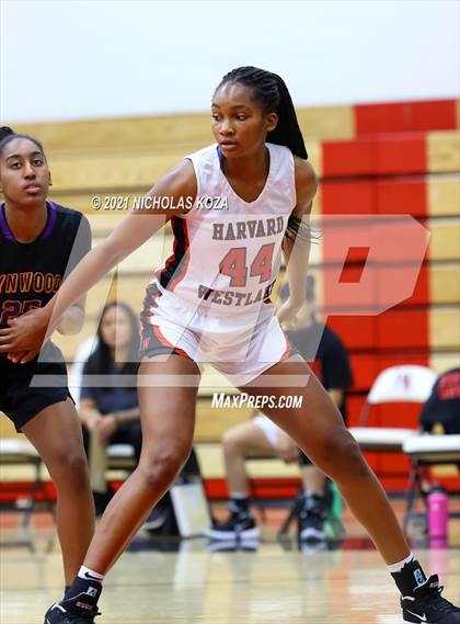 Thumbnail 3 in Lynwood vs. Harvard-Westlake (CIF-SS Open Playoff) photogallery.