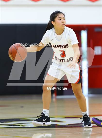 Thumbnail 3 in Lynwood vs. Harvard-Westlake (CIF-SS Open Playoff) photogallery.