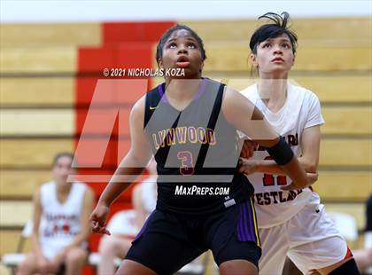 Thumbnail 2 in Lynwood vs. Harvard-Westlake (CIF-SS Open Playoff) photogallery.
