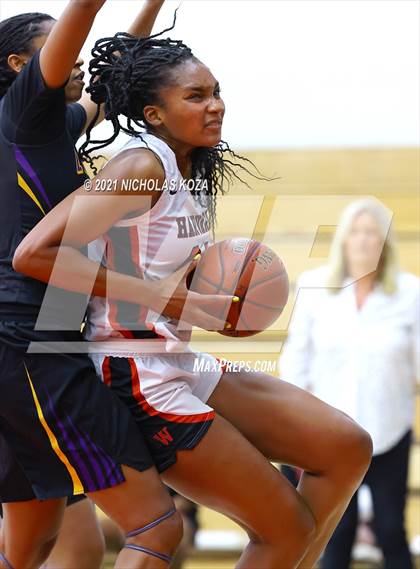 Thumbnail 2 in Lynwood vs. Harvard-Westlake (CIF-SS Open Playoff) photogallery.